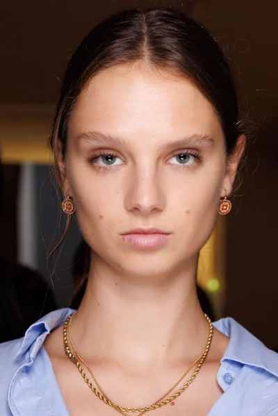 Look 3